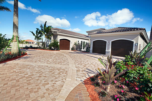 Little Round Lake, WI Driveway Pavers Company